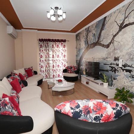 “Apheartment Gjirokastra” Apartment Bagian luar foto