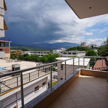 “Apheartment Gjirokastra” Apartment Bagian luar foto